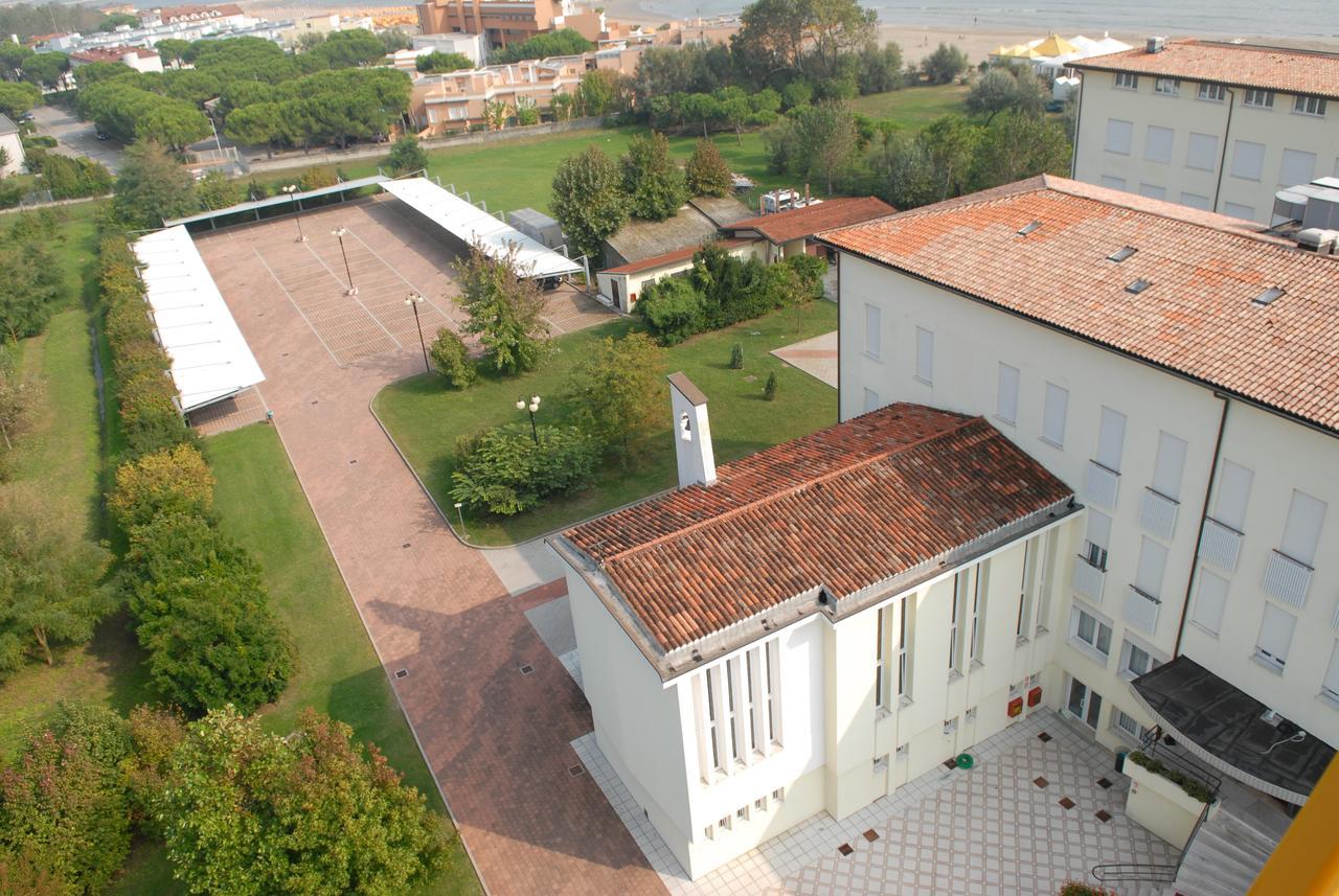 Готель Casa Per Ferie Maria Assunta Лідо-ді-Єзоло Екстер'єр фото